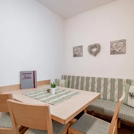 Appartementhaus Kathrin זולדן