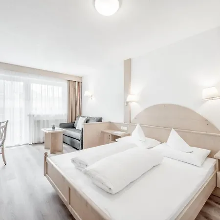 Appartementhaus Kathrin * Зёльден